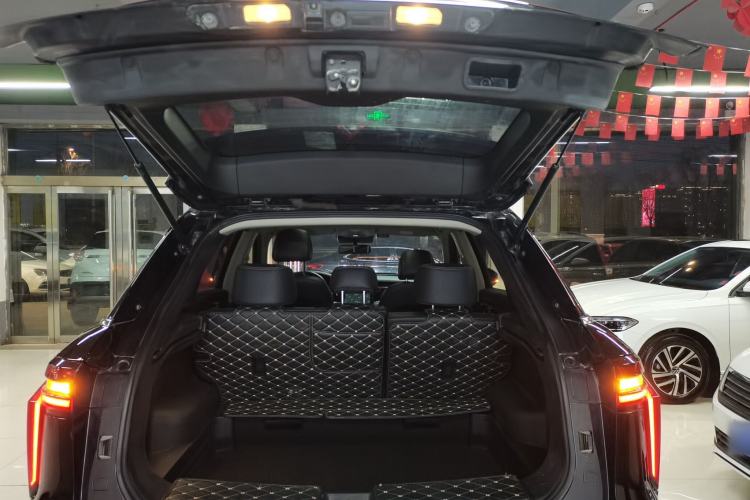 Used Venucia Star 2020 260T Automatic 48V Mild Hybrid Turbocharged Star Edition Trunk
