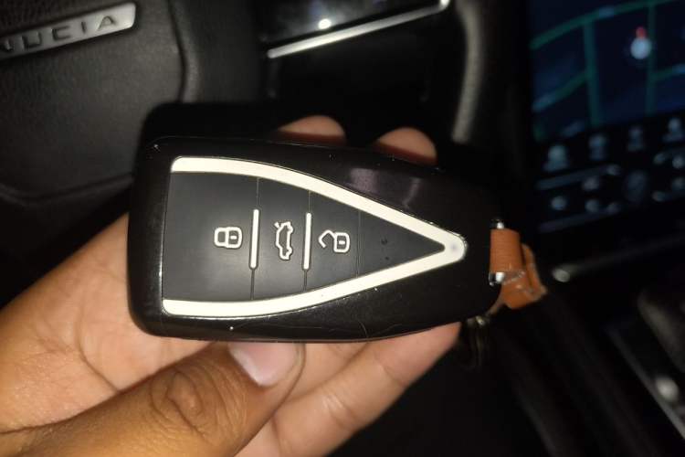 Used Venucia Star 2020 260T Automatic 48V Mild Hybrid Turbocharged Star Edition Vehicle Key