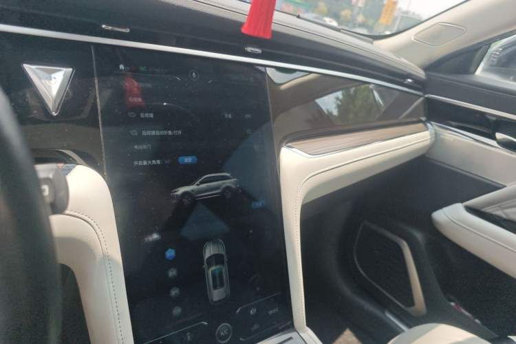 Used Venucia Star 2020 260T Automatic 48V Mild Hybrid Turbocharged Starry Edition Audio And AC Panel
