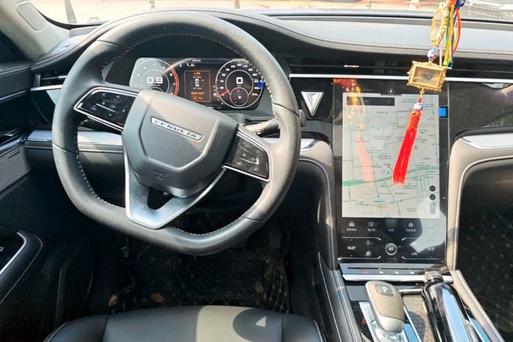 Used Venucia Star 2020 260T Automatic 48V Mild Hybrid Turbocharged Starry Edition Center Console