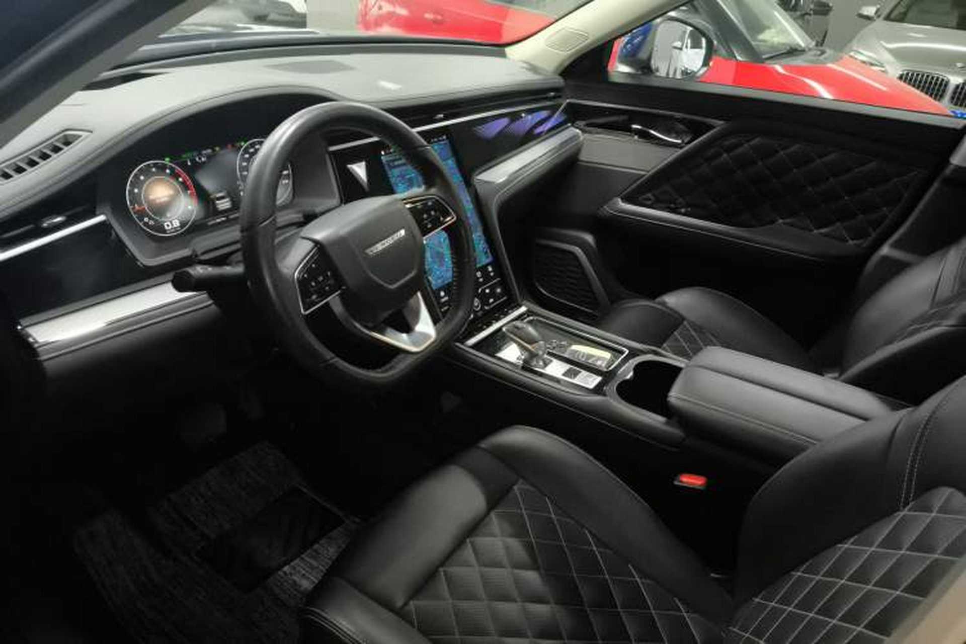 Used Venucia Star 2020 260T Automatic 48V Mild Hybrid Turbocharged Starry Edition Driver Seat