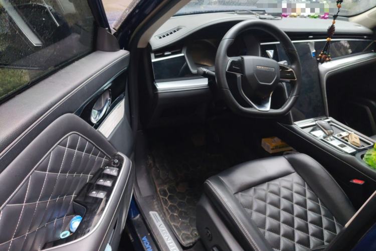 Used Venucia Star 2020 260T Automatic 48V Mild Hybrid Turbocharged Starry Edition Driver Seat