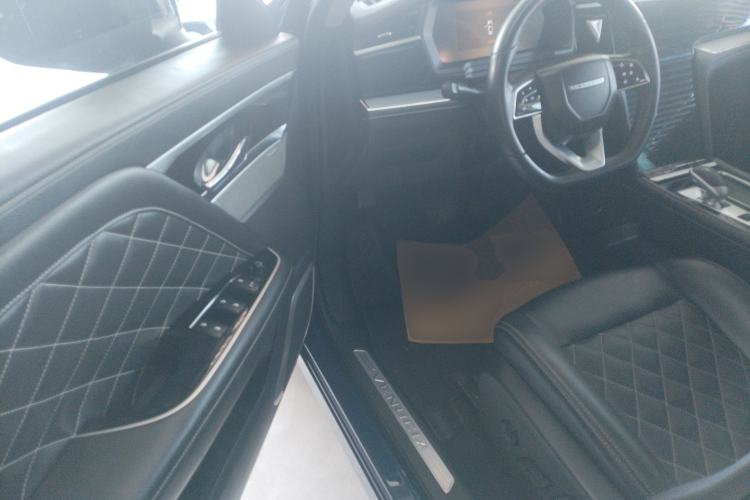 Used Venucia Star 2020 260T Automatic 48V Mild Hybrid Turbocharged Starry Edition Driver Seat