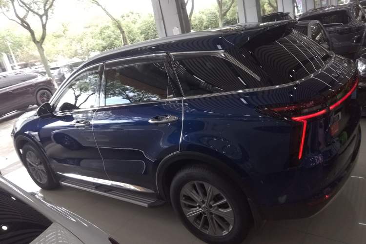 Used Venucia Star 2020 260T Automatic 48V Mild Hybrid Turbocharged Star Edition Exterior 3