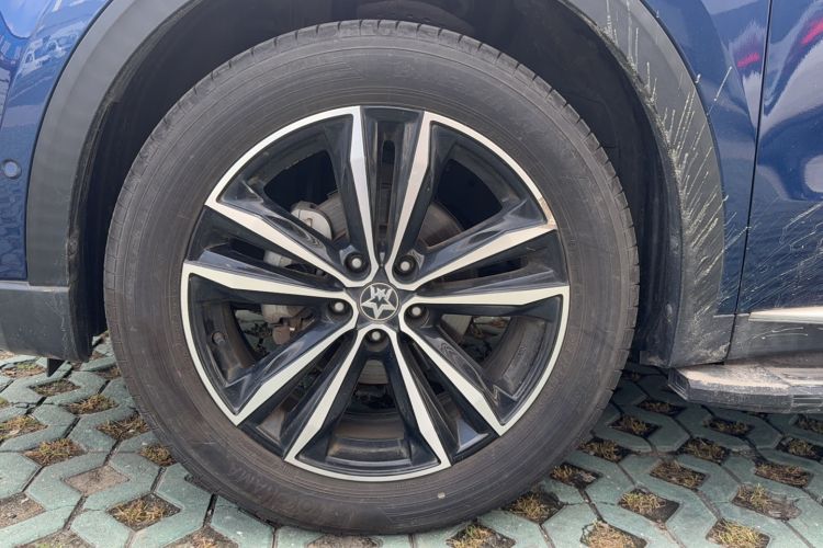Used Venucia Star 2020 260T Automatic 48V Mild Hybrid Turbocharged Starry Edition Exterior 4