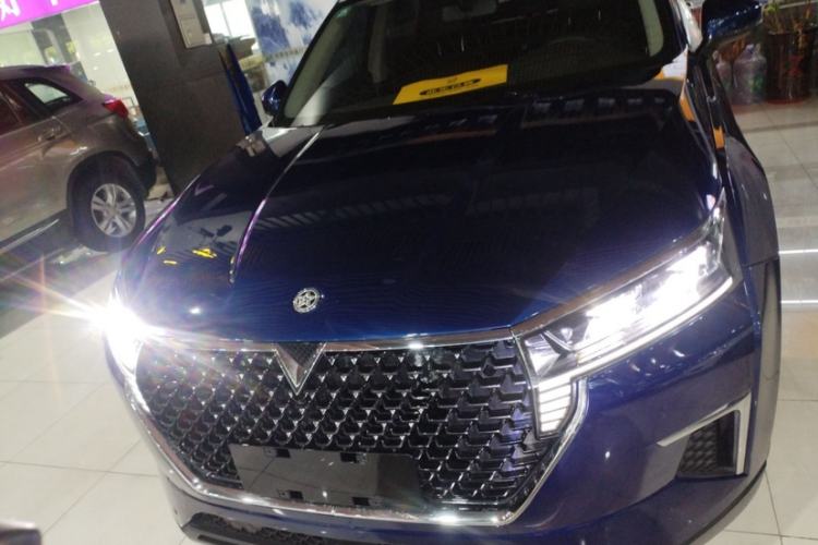 Used Venucia Star 2020 260T Automatic 48V Mild Hybrid Turbocharged Starry Edition Exterior 4