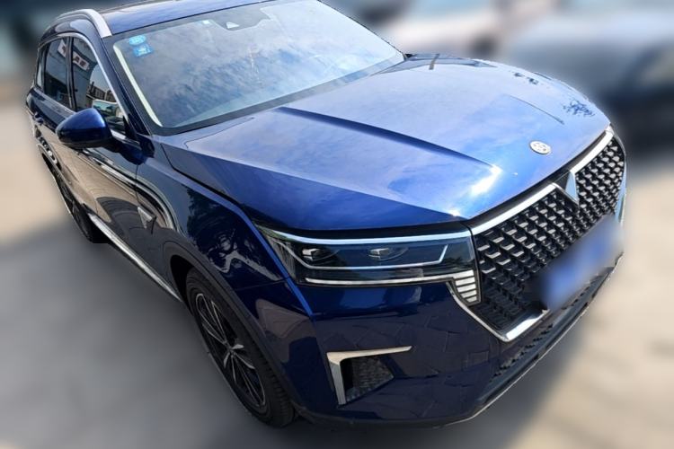 Used Venucia Star 2020 260T Automatic 48V Mild Hybrid Turbocharged Starry Edition Front Right 45 Deg