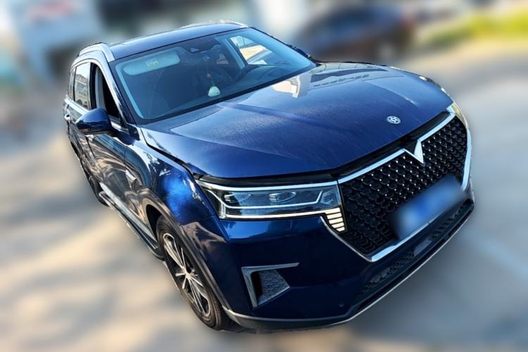 Used Venucia Star 2020 260T Automatic 48V Mild Hybrid Turbocharged Starry Edition Front Right 45 Deg