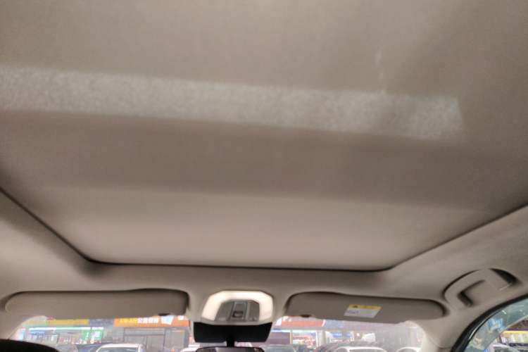 Used Venucia Star 2020 260T Automatic 48V Mild Hybrid Turbocharged Star Edition Headliner
