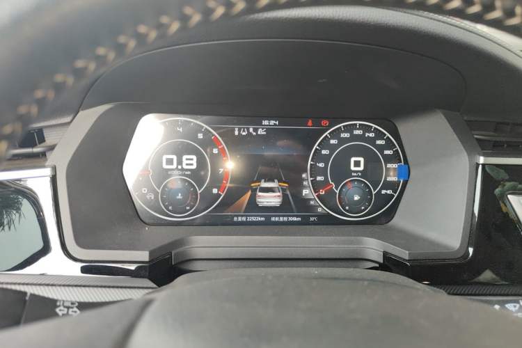 Used Venucia Star 2020 260T Automatic 48V Mild Hybrid Turbocharged Starry Edition Instrument Cluster