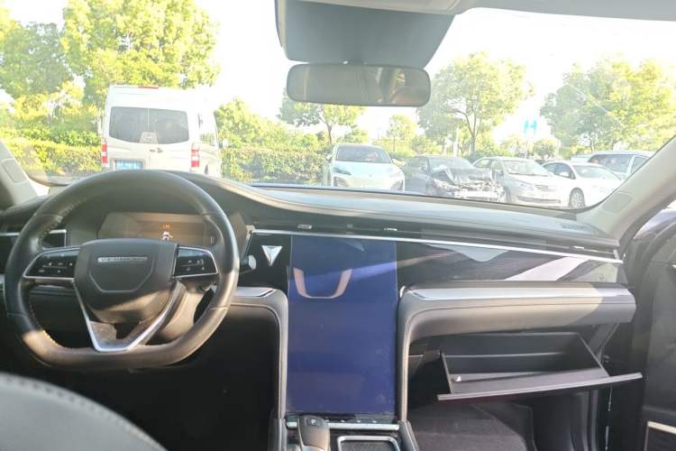 Used Venucia Star 2020 260T Automatic 48V Mild Hybrid Turbocharged Starry Edition Interior 2