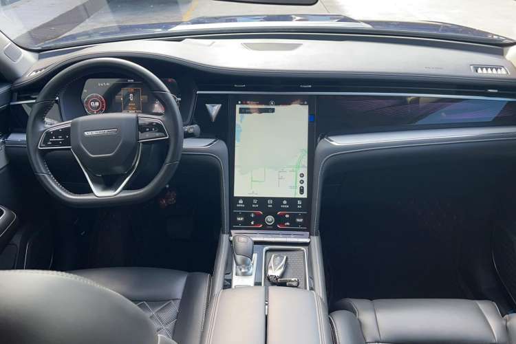 Used Venucia Star 2020 260T Automatic 48V Mild Hybrid Turbocharged Starry Edition Interior 3