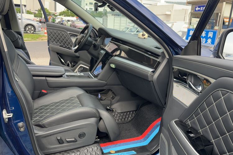 Used Venucia Star 2020 260T Automatic 48V Mild Hybrid Turbocharged Starry Edition Interior 4