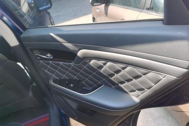 Used Venucia Star 2020 260T Automatic 48V Mild Hybrid Turbocharged Starry Edition Interior 6