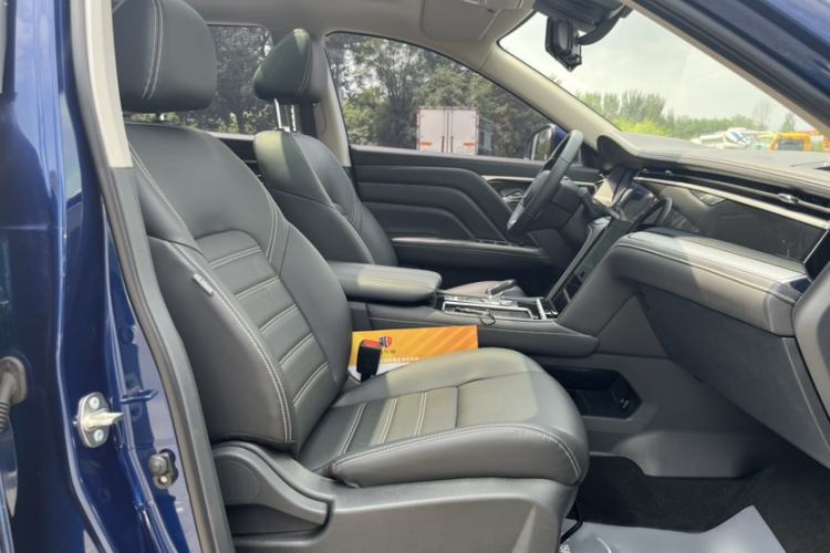 Used Venucia Star 2020 260T Automatic 48V Mild Hybrid Turbocharged Star Edition Interior 6