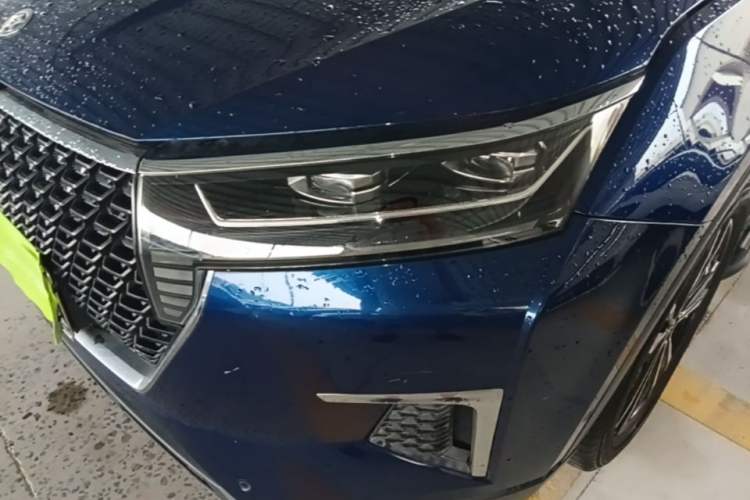 Used Venucia Star 2020 260T Automatic 48V Mild Hybrid Turbocharged Starry Edition Left Front Headlight