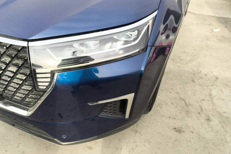 Used Venucia Star 2020 260T Automatic 48V Mild Hybrid Turbocharged Star Edition Left Front Headlight