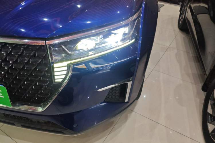 Used Venucia Star 2020 260T Automatic 48V Mild Hybrid Turbocharged Star Edition Left Front Headlight