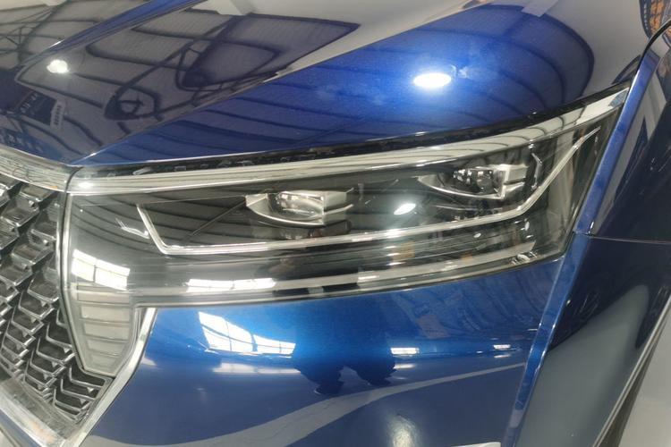 Used Venucia Star 2020 260T Automatic 48V Mild Hybrid Turbocharged Starry Edition Left Front Headlight