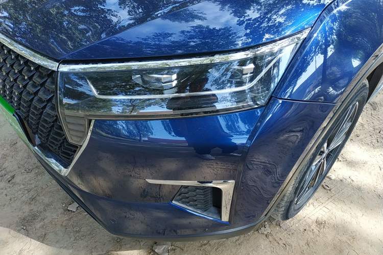 Used Venucia Star 2020 260T Automatic 48V Mild Hybrid Turbocharged Starry Edition Left Front Headlight