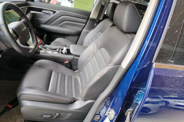 Used Venucia Star 2020 260T Automatic 48V Mild Hybrid Turbocharged Star Edition Left Front Seat