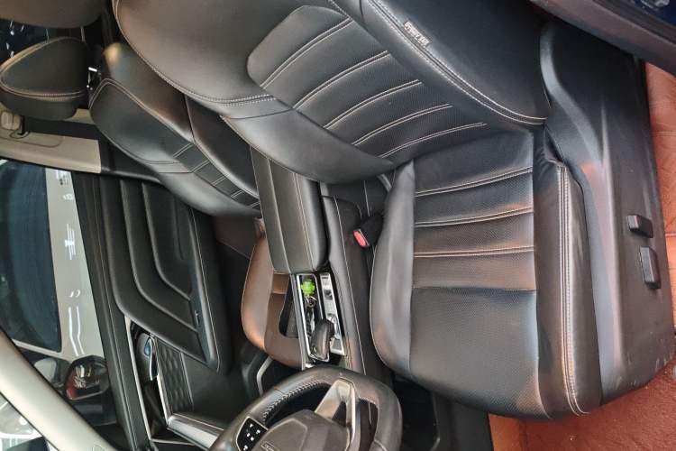 Used Venucia Star 2020 260T Automatic 48V Mild Hybrid Turbocharged Star Edition Left Front Seat