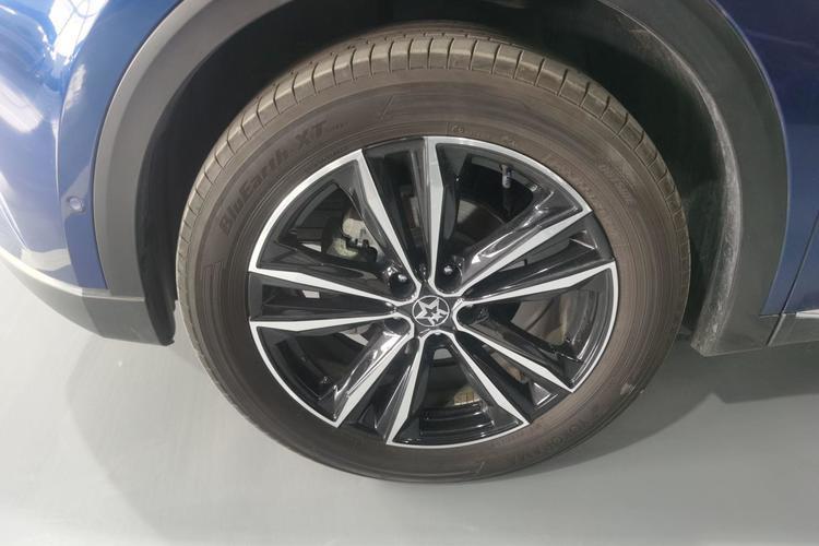 Used Venucia Star 2020 260T Automatic 48V Mild Hybrid Turbocharged Starry Edition Left Front Wheel Hub