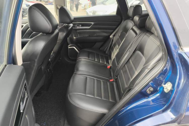 Used Venucia Star 2020 260T Automatic 48V Mild Hybrid Turbocharged Star Edition Left Rear Seat