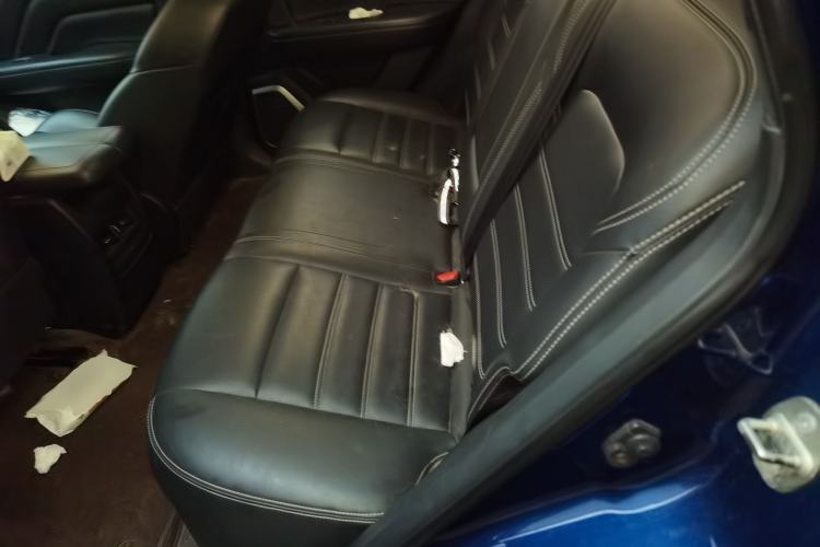 Used Venucia Star 2020 260T Automatic 48V Mild Hybrid Turbocharged Star Edition Left Rear Seat