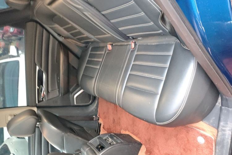 Used Venucia Star 2020 260T Automatic 48V Mild Hybrid Turbocharged Star Edition Left Rear Seat