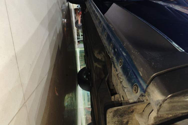 Used Venucia Star 2020 260T Automatic 48V Mild Hybrid Turbocharged Star Edition Left Side Sill