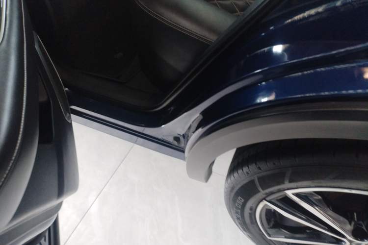 Used Venucia Star 2020 260T Automatic 48V Mild Hybrid Turbocharged Starry Edition Left Side Sill