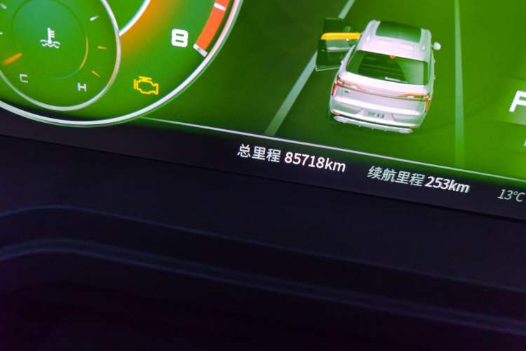 Used Venucia Star 2020 260T Automatic 48V Mild Hybrid Turbocharged Star Edition Odometer Close Up