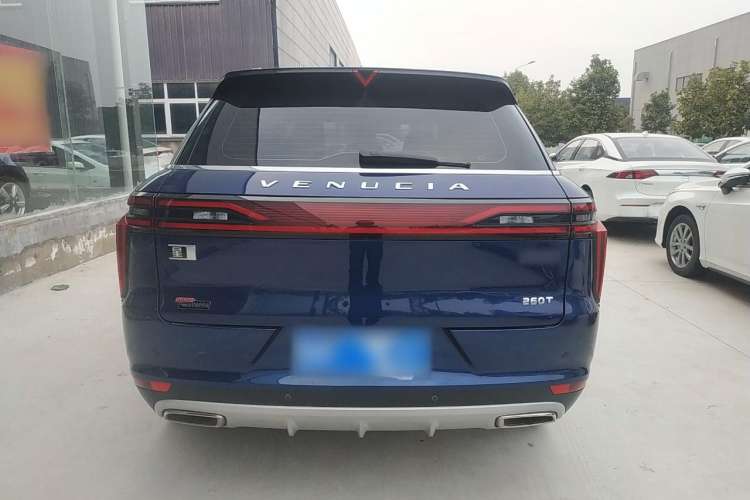 Used Venucia Star 2020 260T Automatic 48V Mild Hybrid Turbocharged Starry Edition Rear