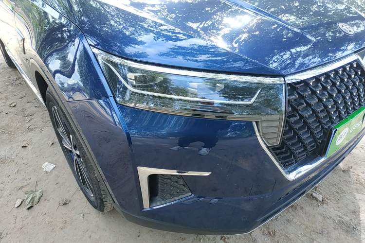 Used Venucia Star 2020 260T Automatic 48V Mild Hybrid Turbocharged Starry Edition Right Front Headlight