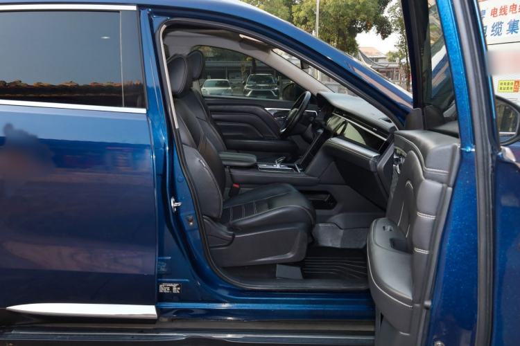 Used Venucia Star 2020 260T Automatic 48V Mild Hybrid Turbocharged Star Edition Right Front Seat