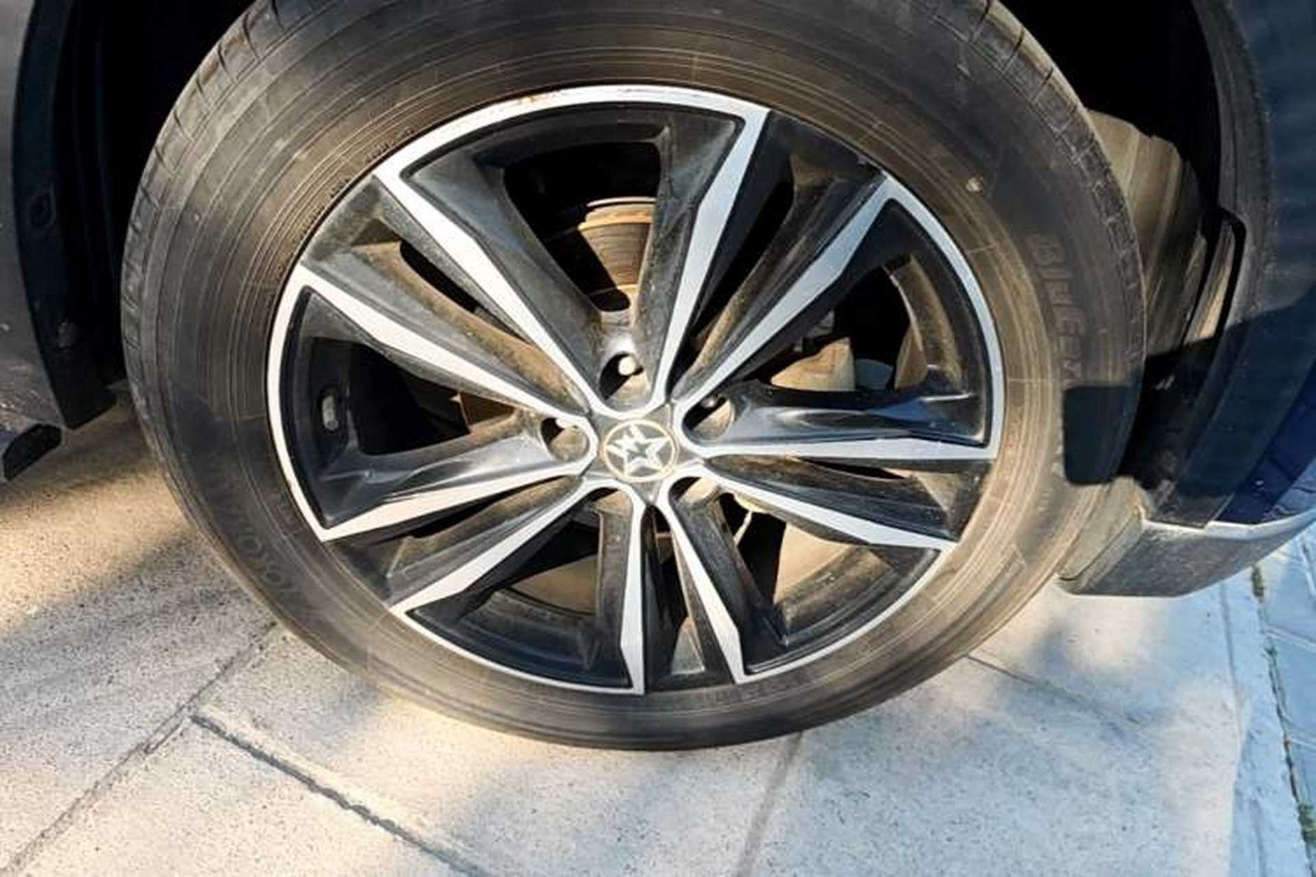 Used Venucia Star 2020 260T Automatic 48V Mild Hybrid Turbocharged Starry Edition Right Front Wheel Hub