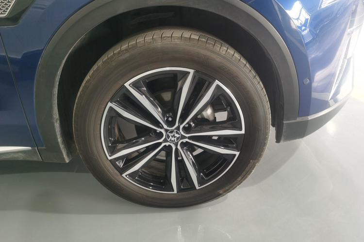 Used Venucia Star 2020 260T Automatic 48V Mild Hybrid Turbocharged Starry Edition Right Front Wheel Hub