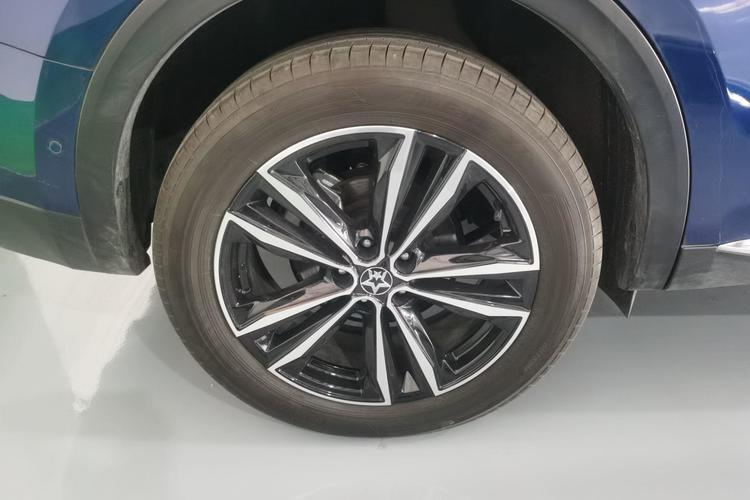 Used Venucia Star 2020 260T Automatic 48V Mild Hybrid Turbocharged Starry Edition Right Rear Wheel Hub