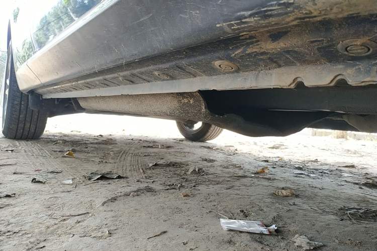 Used Venucia Star 2020 260T Automatic 48V Mild Hybrid Turbocharged Starry Edition Right Side Sill