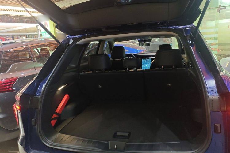 Used Venucia Star 2020 260T Automatic 48V Mild Hybrid Turbocharged Star Edition Trunk