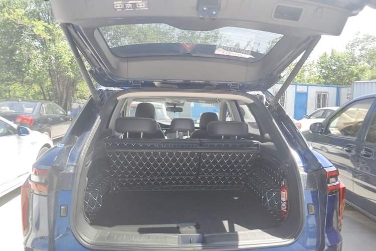 Used Venucia Star 2020 260T Automatic 48V Mild Hybrid Turbocharged Starry Edition Trunk