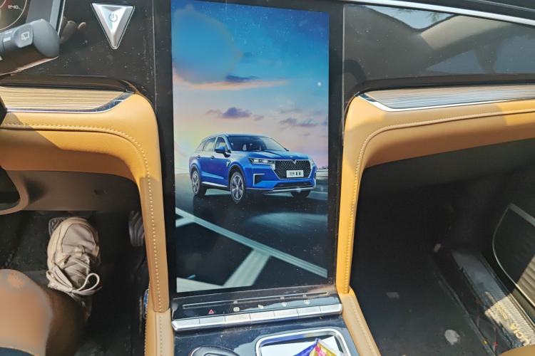 Used Venucia Star 2020 260T Automatic 48V Mild Hybrid Turbocharged Starry Edition Audio And AC Panel