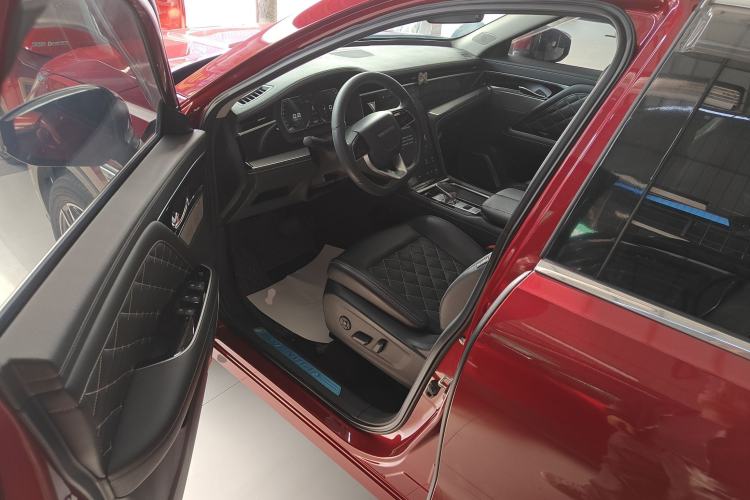 Used Venucia Star 2020 260T Automatic 48V Mild Hybrid Turbocharged Starry Edition Driver Seat