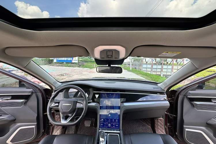 Used Venucia Star 2020 260T Automatic 48V Mild Hybrid Turbocharged Star Edition Interior 4