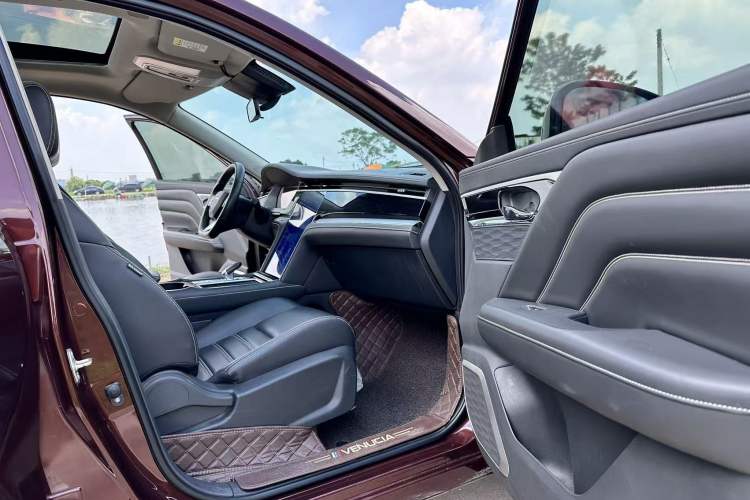 Used Venucia Star 2020 260T Automatic 48V Mild Hybrid Turbocharged Star Edition Interior 7