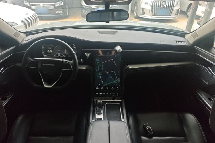 Used Venucia Star 2020 260T Automatic 48V Mild Hybrid Turbocharged Star Edition Center Console