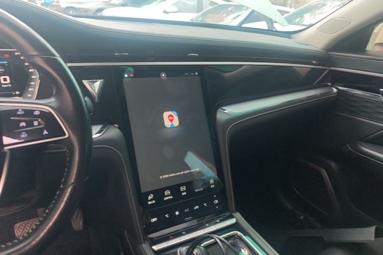 Used Venucia Star 2020 260T Automatic 48V Mild Hybrid Turbocharged Star Edition Center Console