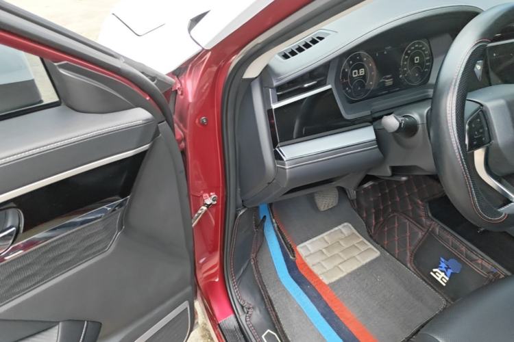 Used Venucia Star 2020 260T Automatic 48V Mild Hybrid Turbocharged Star Edition Driver Seat