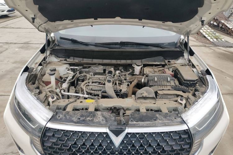 Used Venucia Star 2020 260T Automatic 48V Mild Hybrid Turbocharged Star Edition Engine Bay